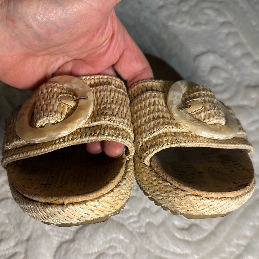 Anne Klein Akviena Women's Woven Slide Sandals - Picture 5 of 10